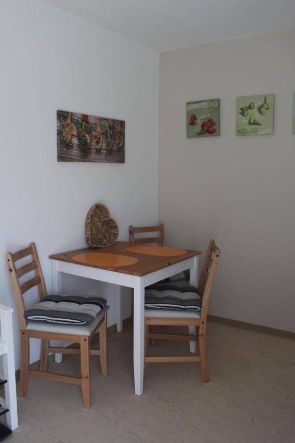 Basislager Hohnstein - Familie Loesel Appartement Ehrenberg  Buitenkant foto