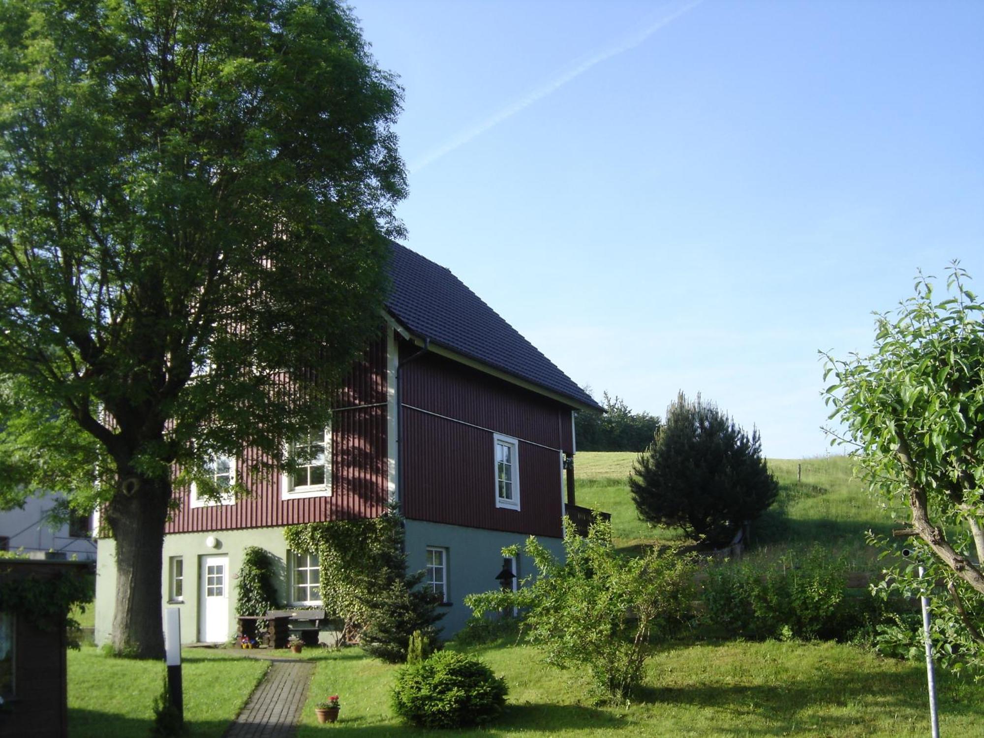 Basislager Hohnstein - Familie Loesel Appartement Ehrenberg  Buitenkant foto